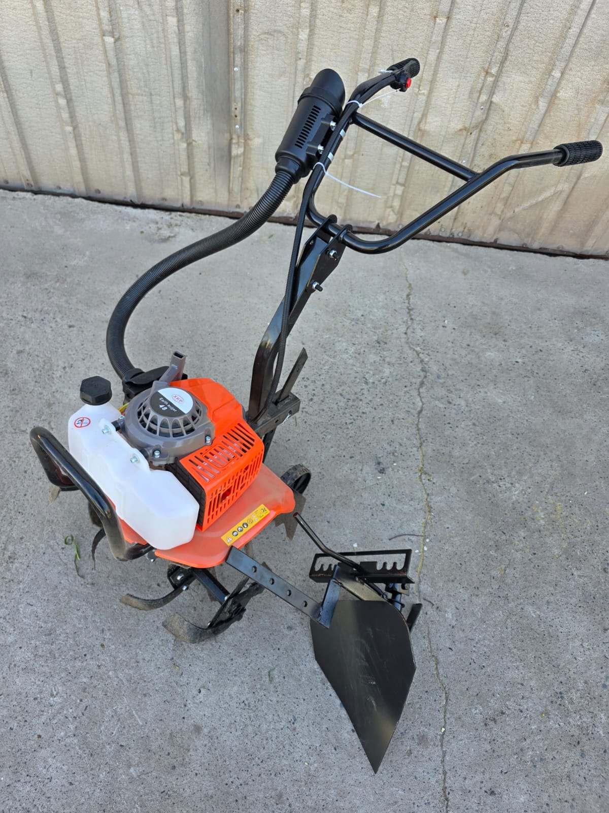 Motocultivador de Herramientas Aconcagua