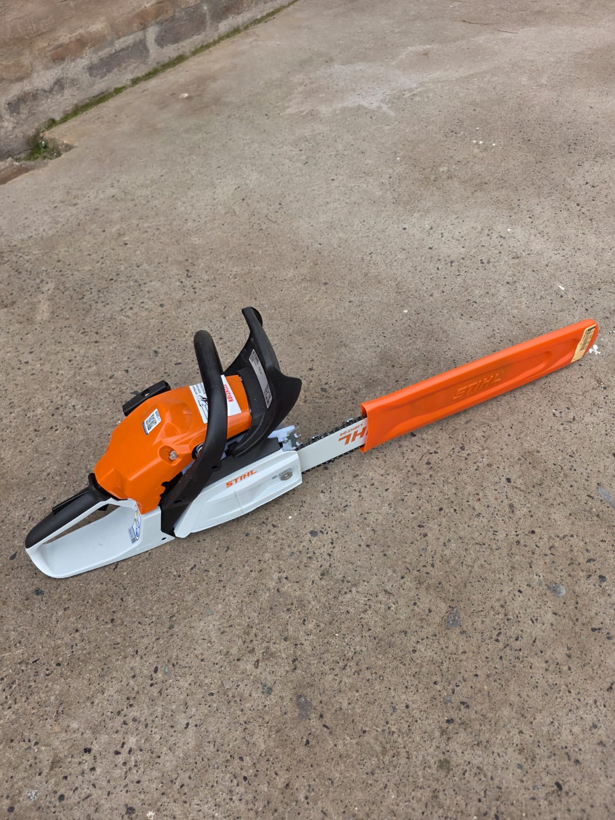 Motosierra Stihl MS212 16″ de Herramientas Aconcagua